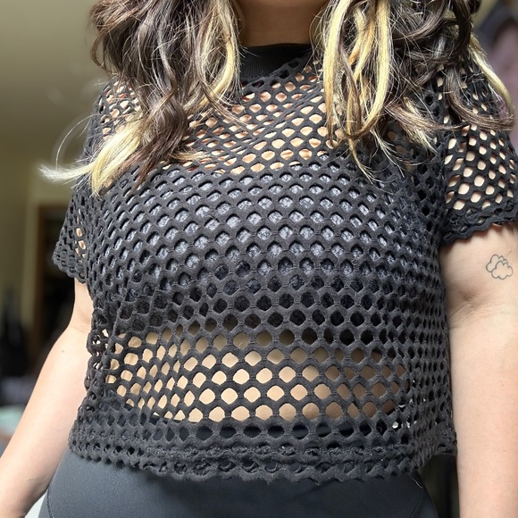 forever 21 holed rave shirt see through fishnet cropped top size medium grunge - Picture 2 of 3